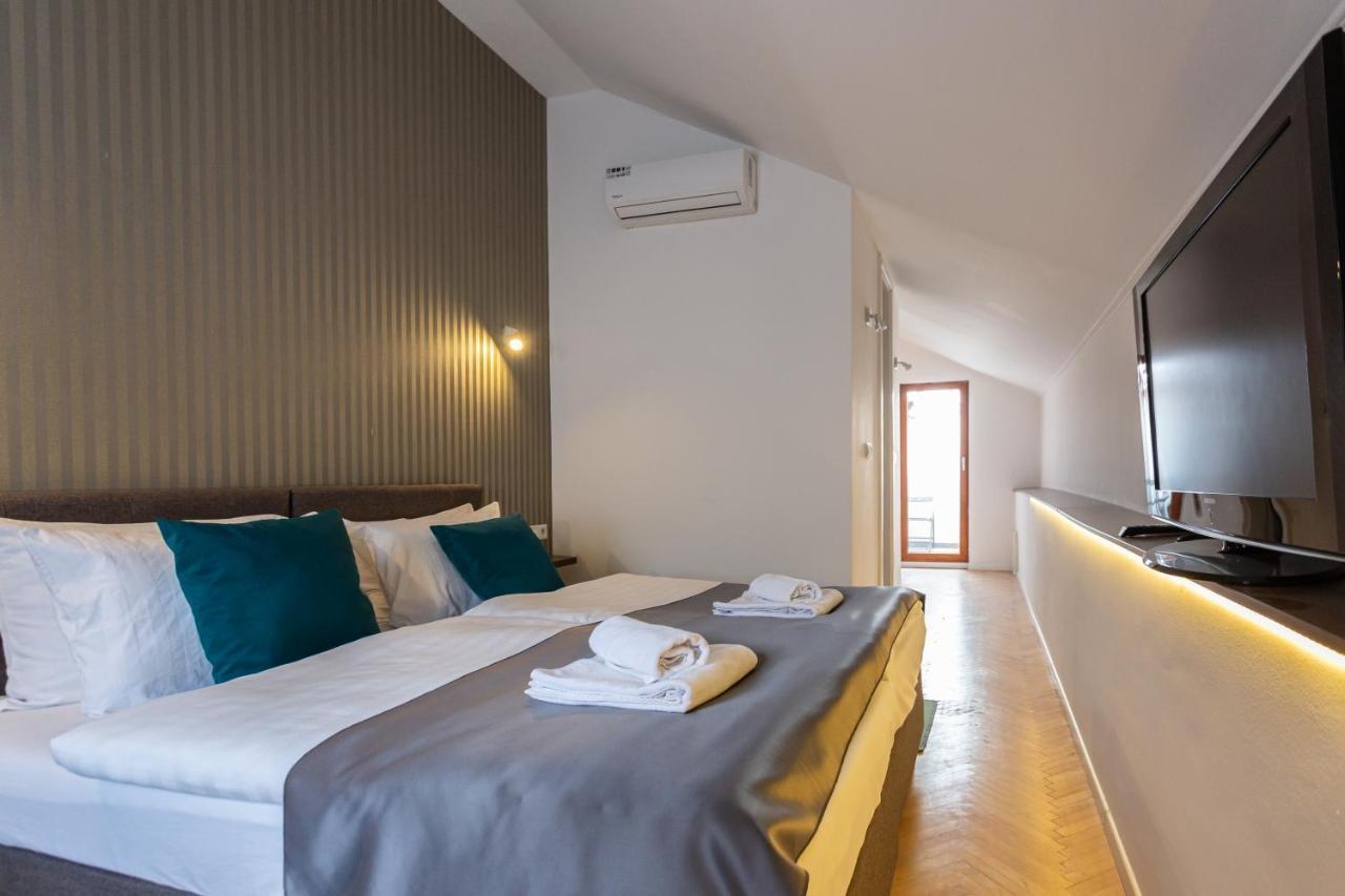 Heritage Hotel Petrakija SJJ Exterior photo