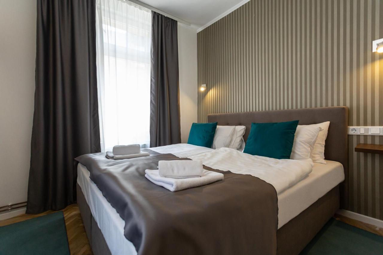 Heritage Hotel Petrakija SJJ Exterior photo